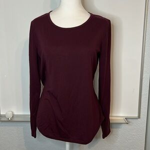 New York & Company Knit Scoop Neck Top Size M Plum
